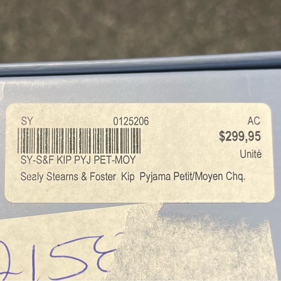 KIP. luxurious pajamas kit and bag - Picture 8 of 9